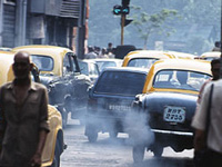 Smoke spewers duck green law but no one stops them in Kolkata