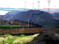 Pollution regulator consents to coal mountain in Mumbai