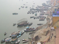 Ganga runs dry, drifts miles away from ghats in Kanpur