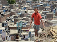 Delhi sees a decline in the number of slum dwellers