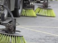 Govt mulls mechanical cleaning of city roads