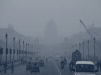 Delhi choking on smog, pollution level ‘severe’